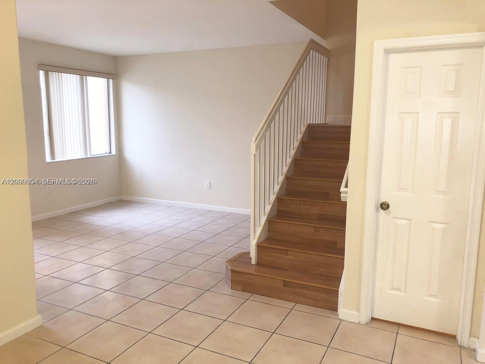 1519 SE 24th Court