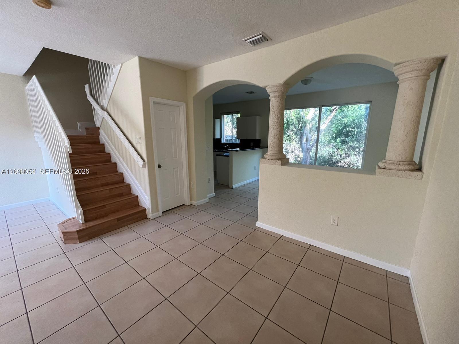1519 SE 24th Court