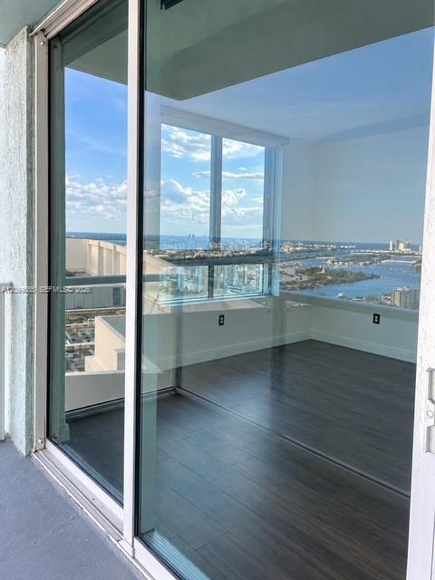1900 N Bayshore Drive