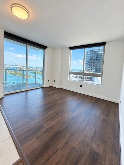 1900 N Bayshore Drive