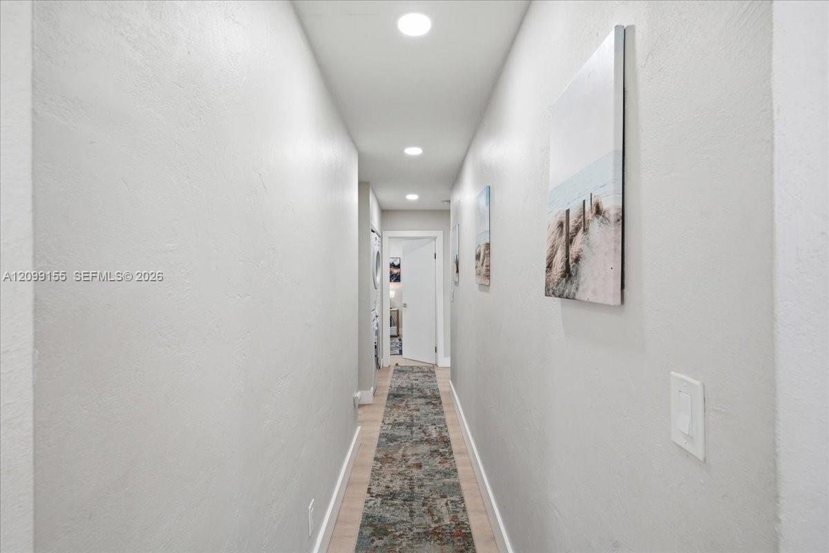 1612 NW 10th Avenue gallery image #13