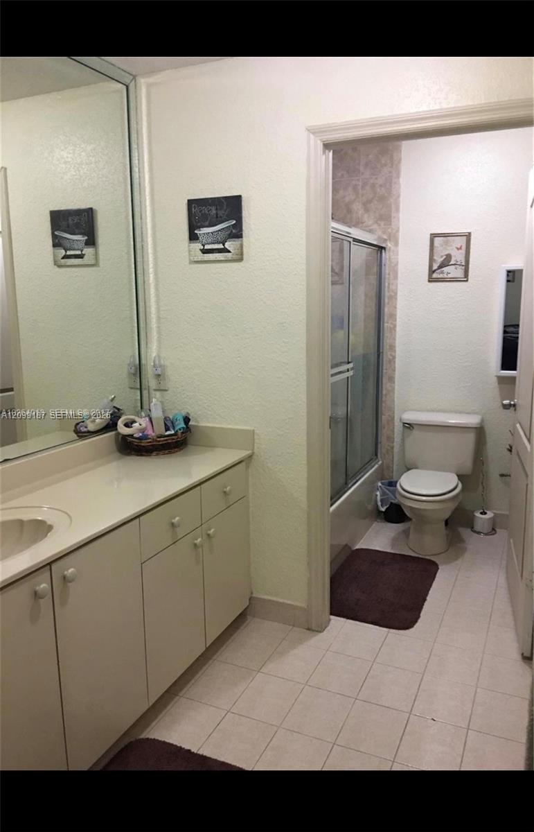 10939 W Okeechobee Road