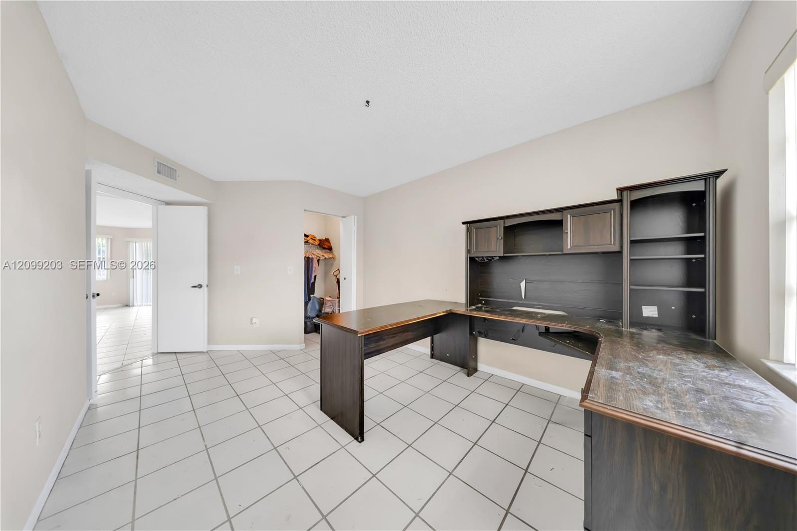 2257 SE 27th Drive