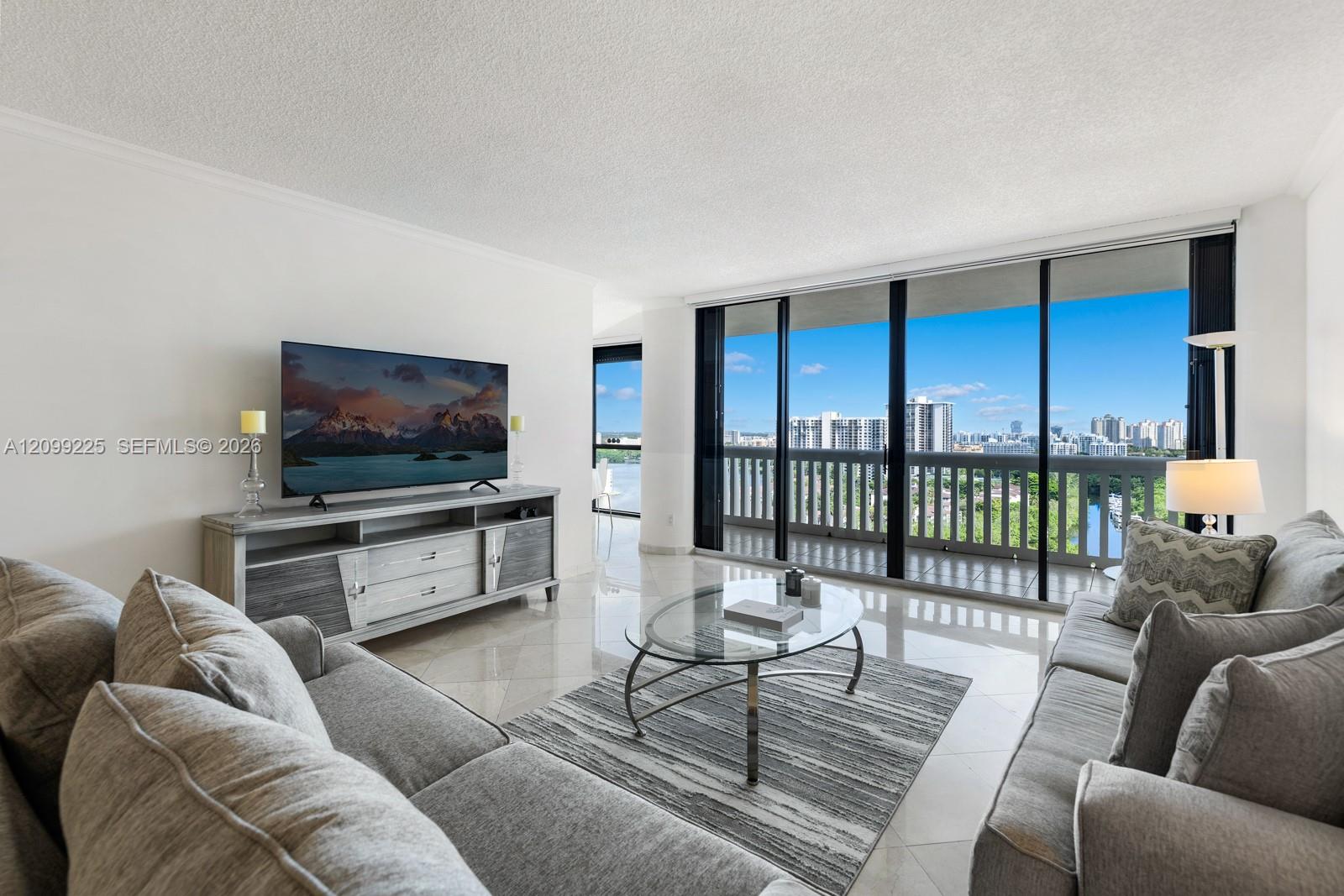 2000 Island Boulevard