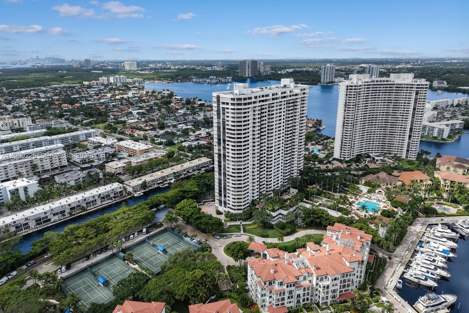2000 Island Boulevard