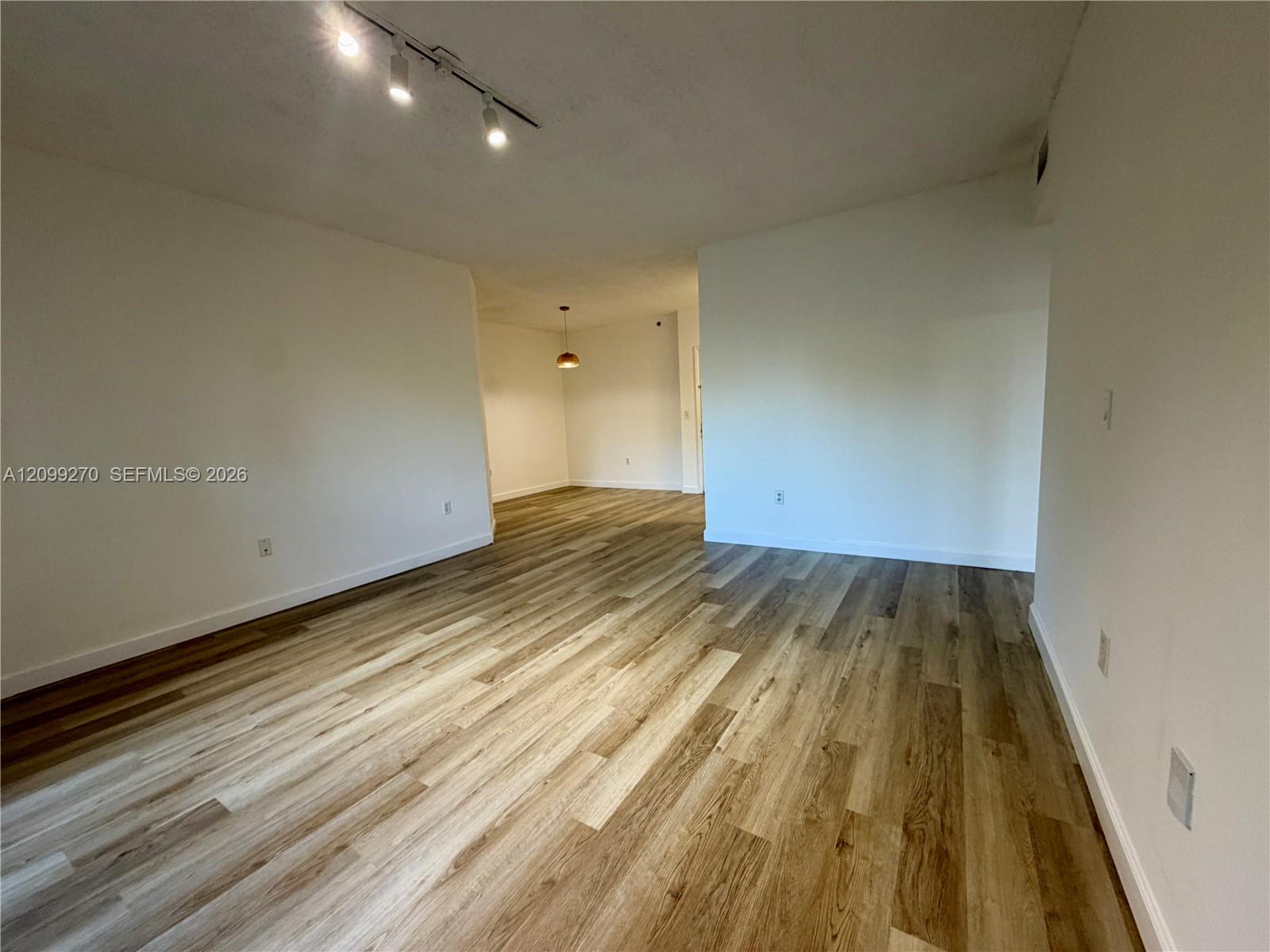 19901 E Country Club Drive
