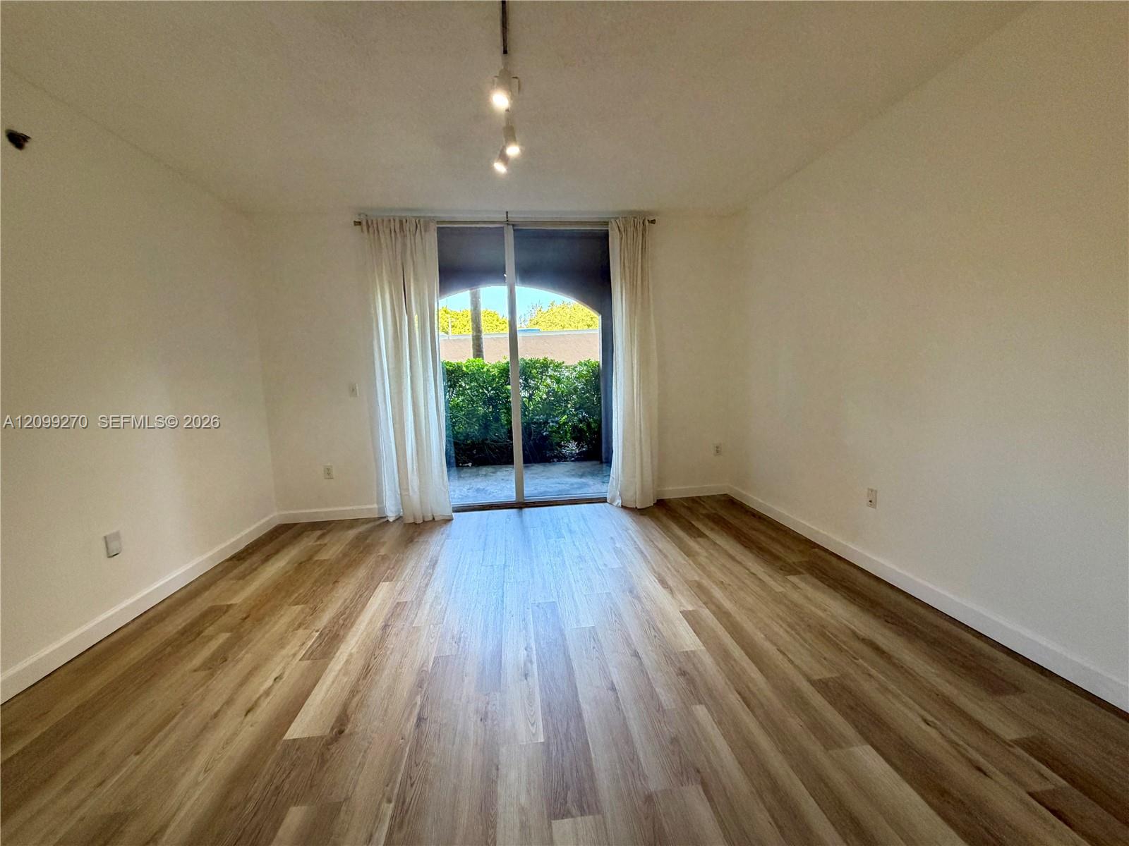 19901 E Country Club Drive
