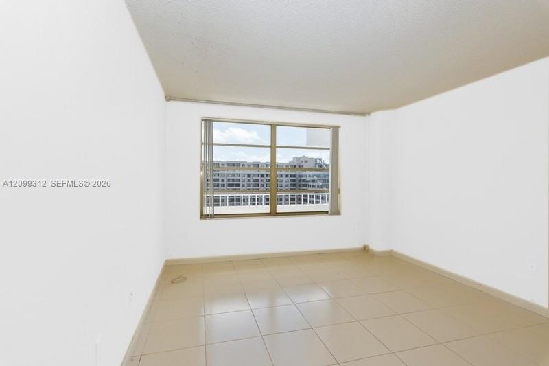 199 Ocean Lane Drive gallery image #15
