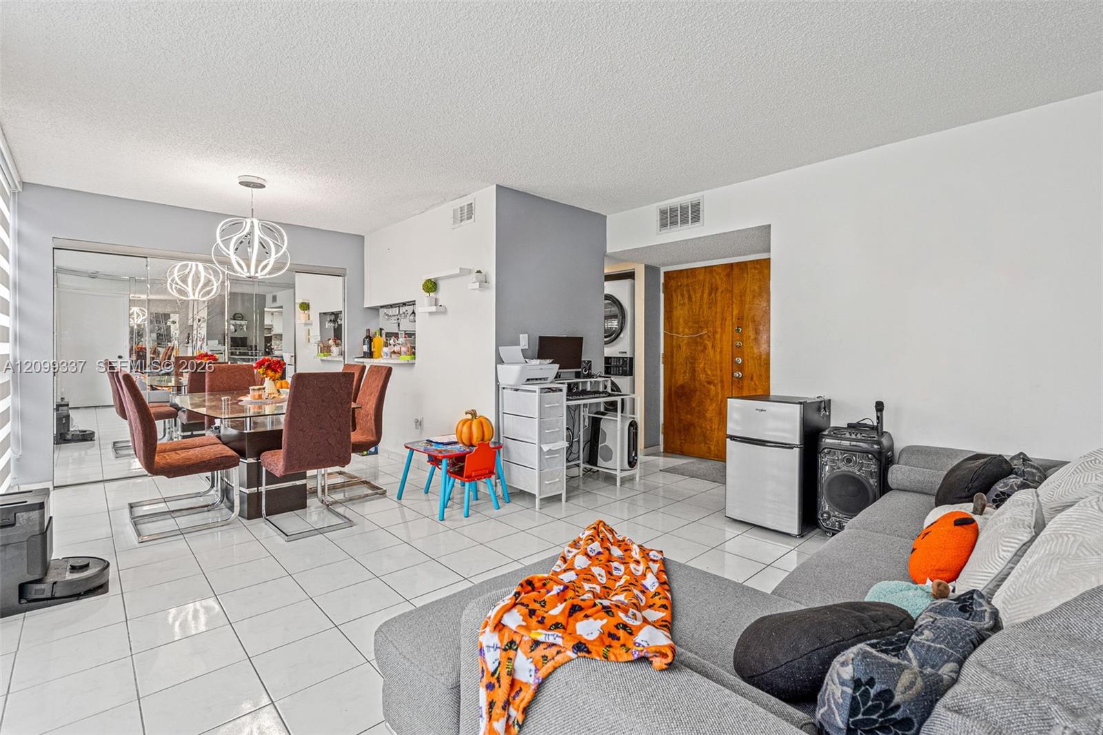 11800 SW 18th Street