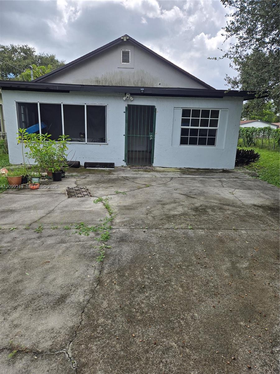 1943 NW 98th Street