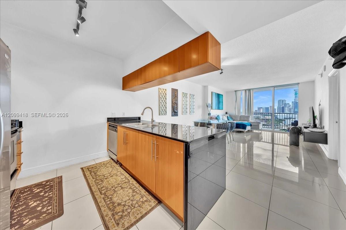 1750 N Bayshore Drive