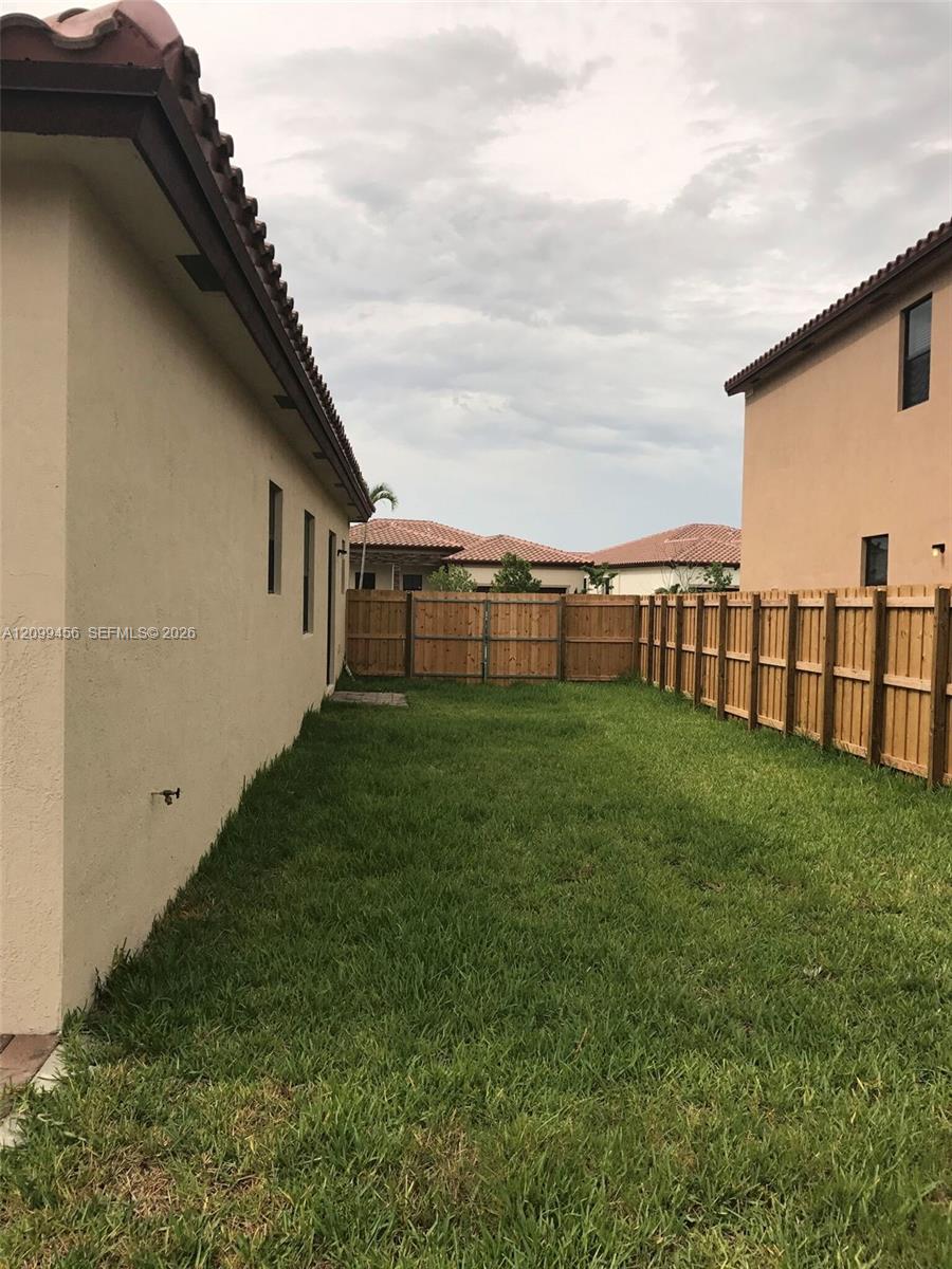 3452 SE 2nd Drive