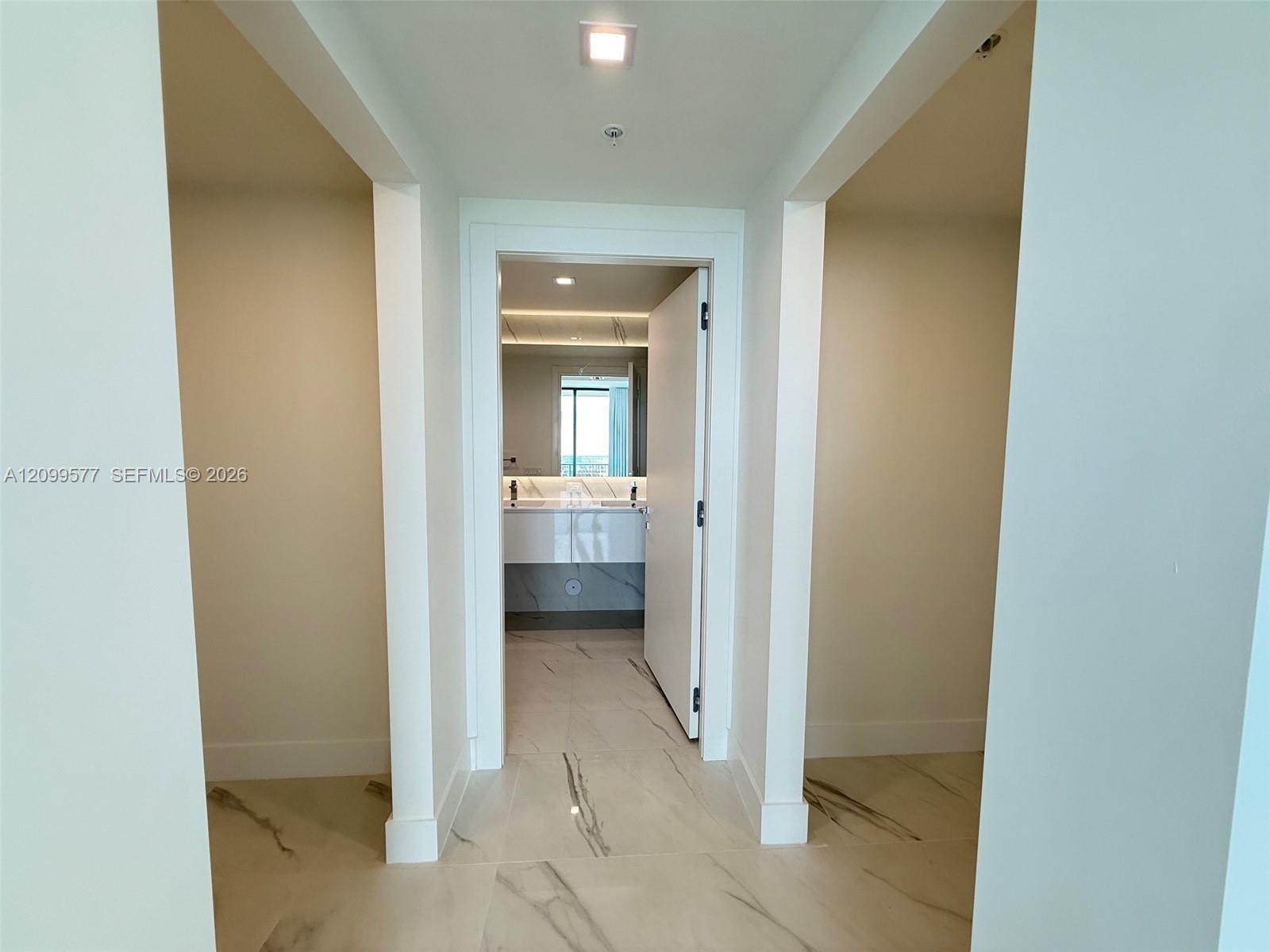 1170 E Hallandale Beach