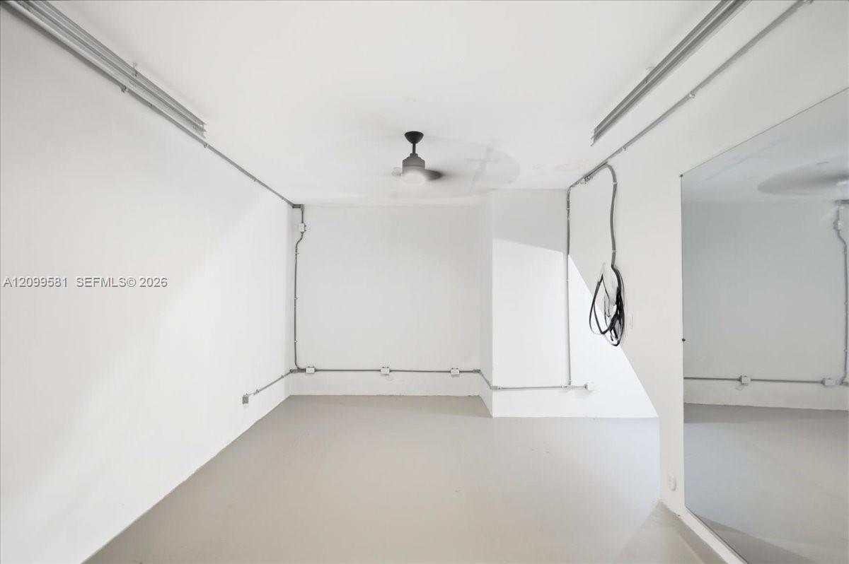 455 NE 39th Street
