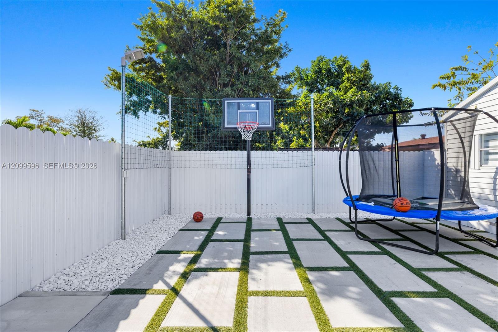20603 NW 44th Place
