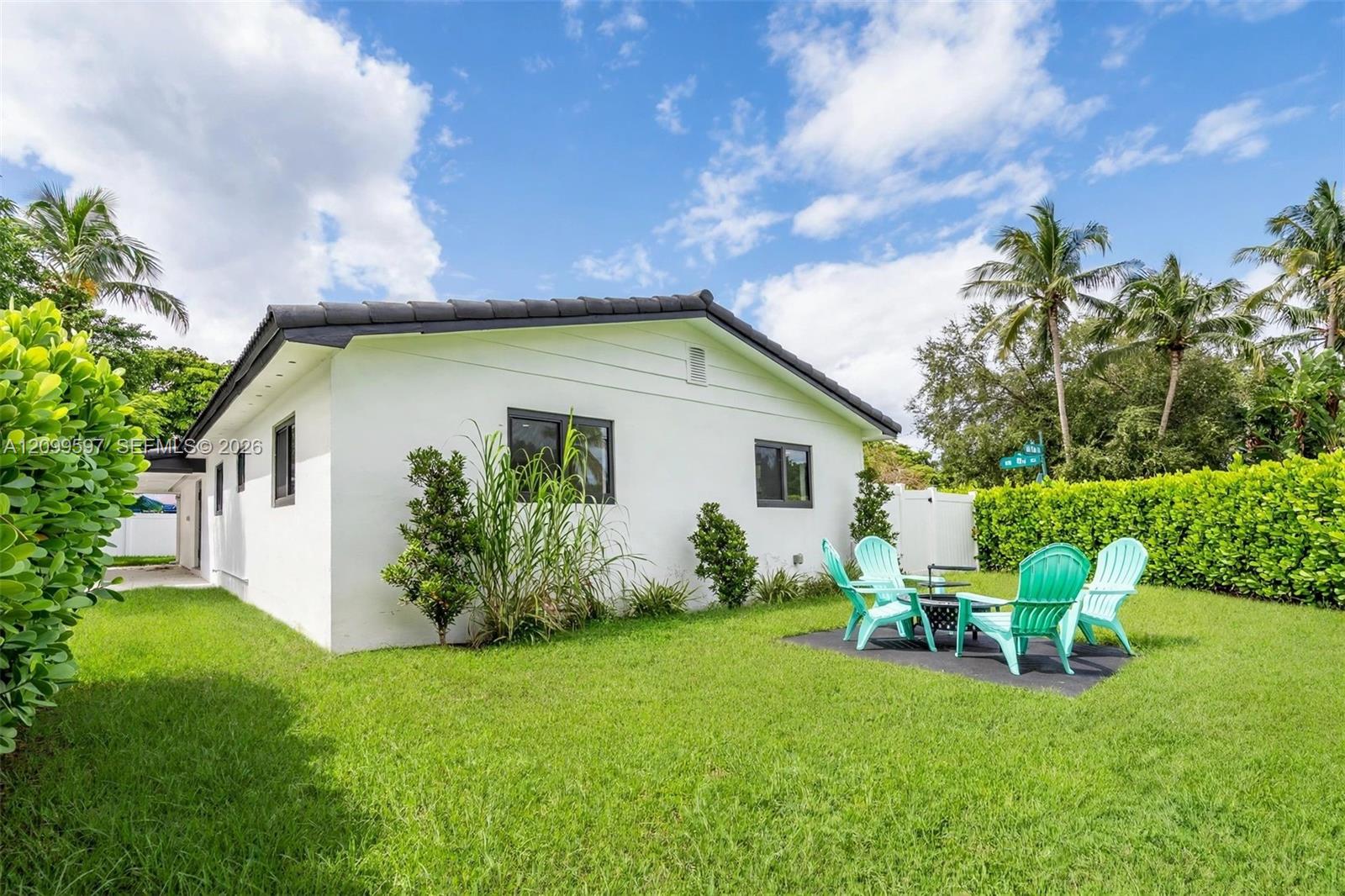 10 NW 100th Street