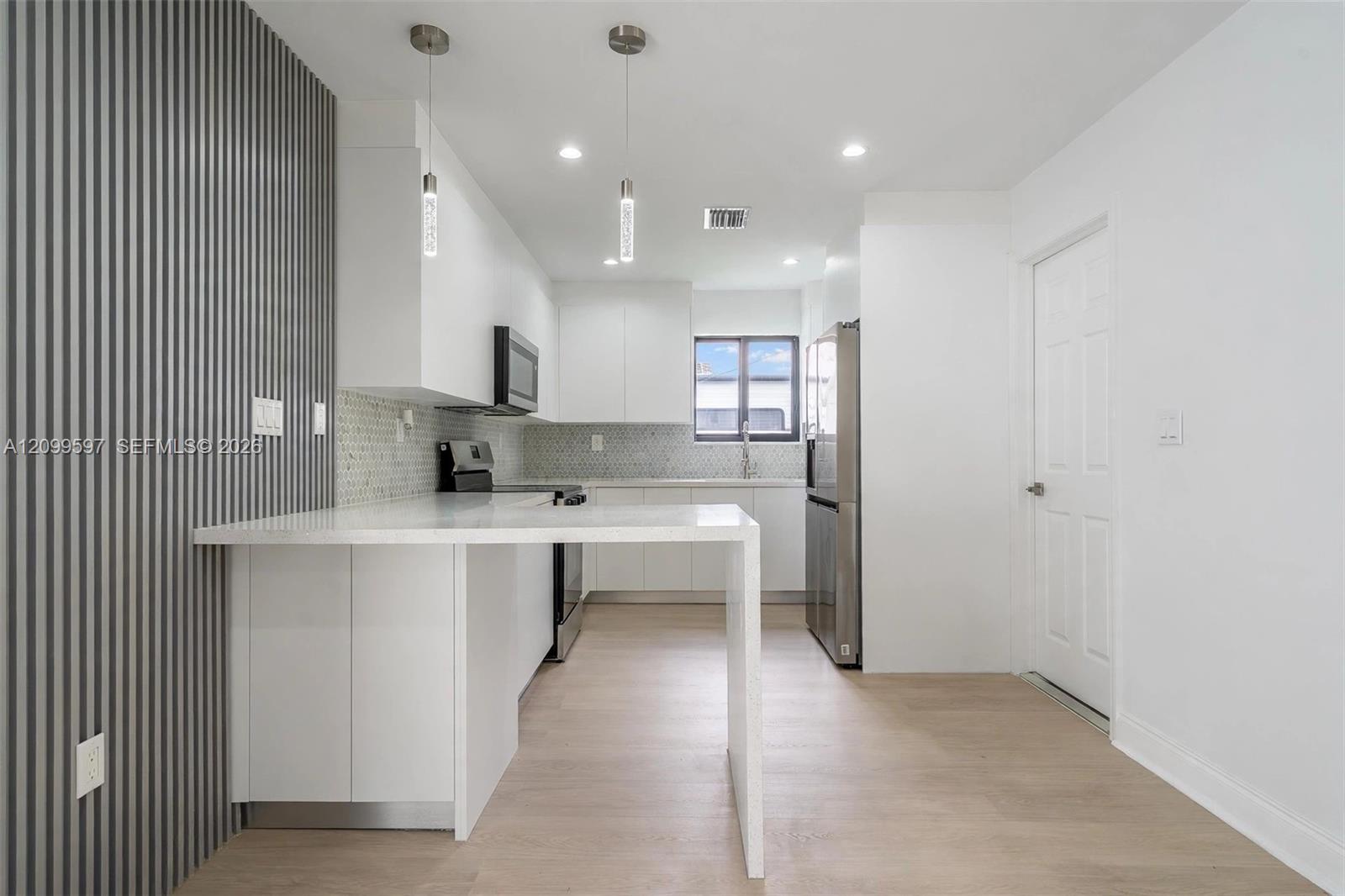 10 NW 100th Street