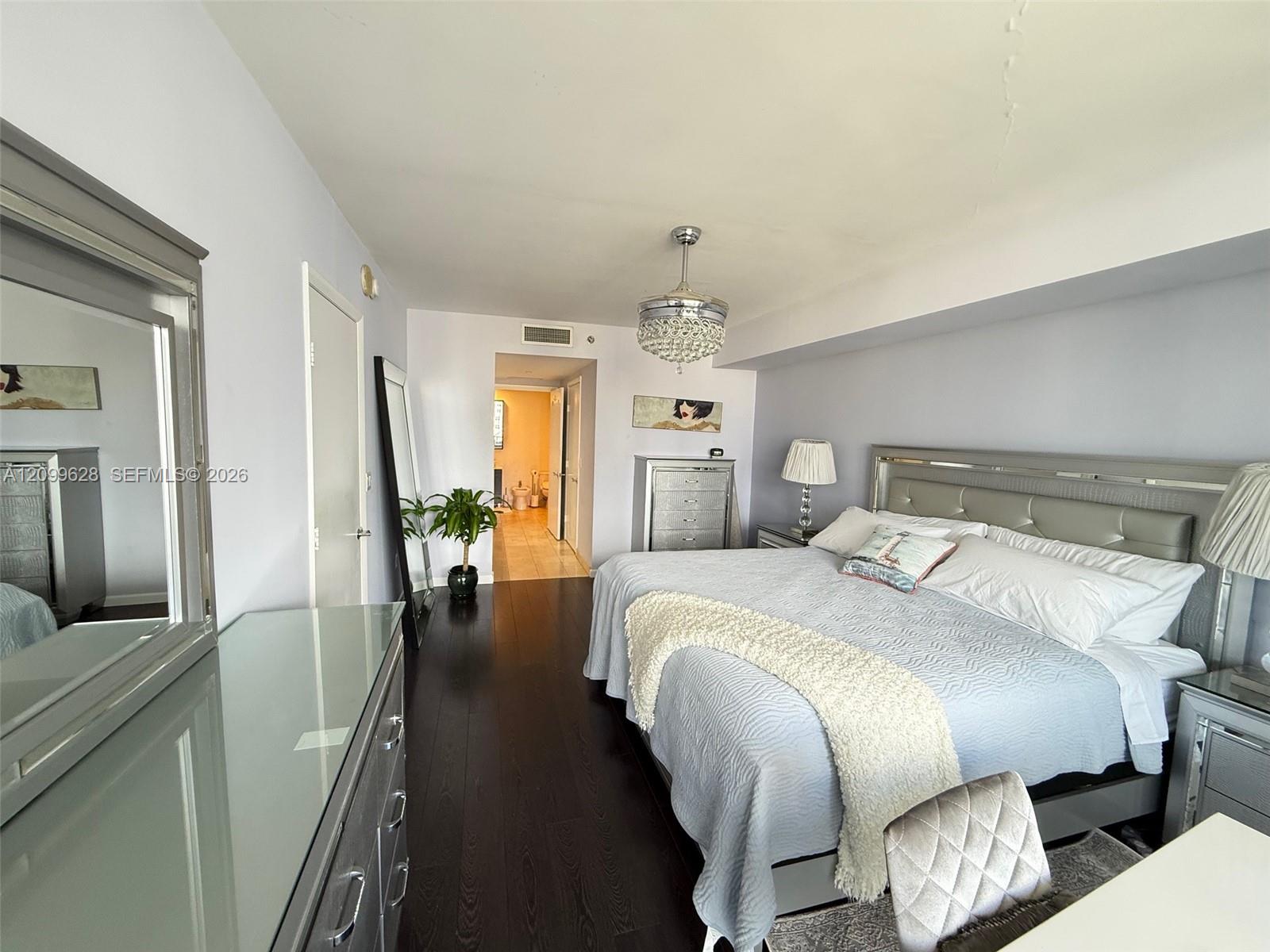 1850 S Ocean Drive gallery image #15