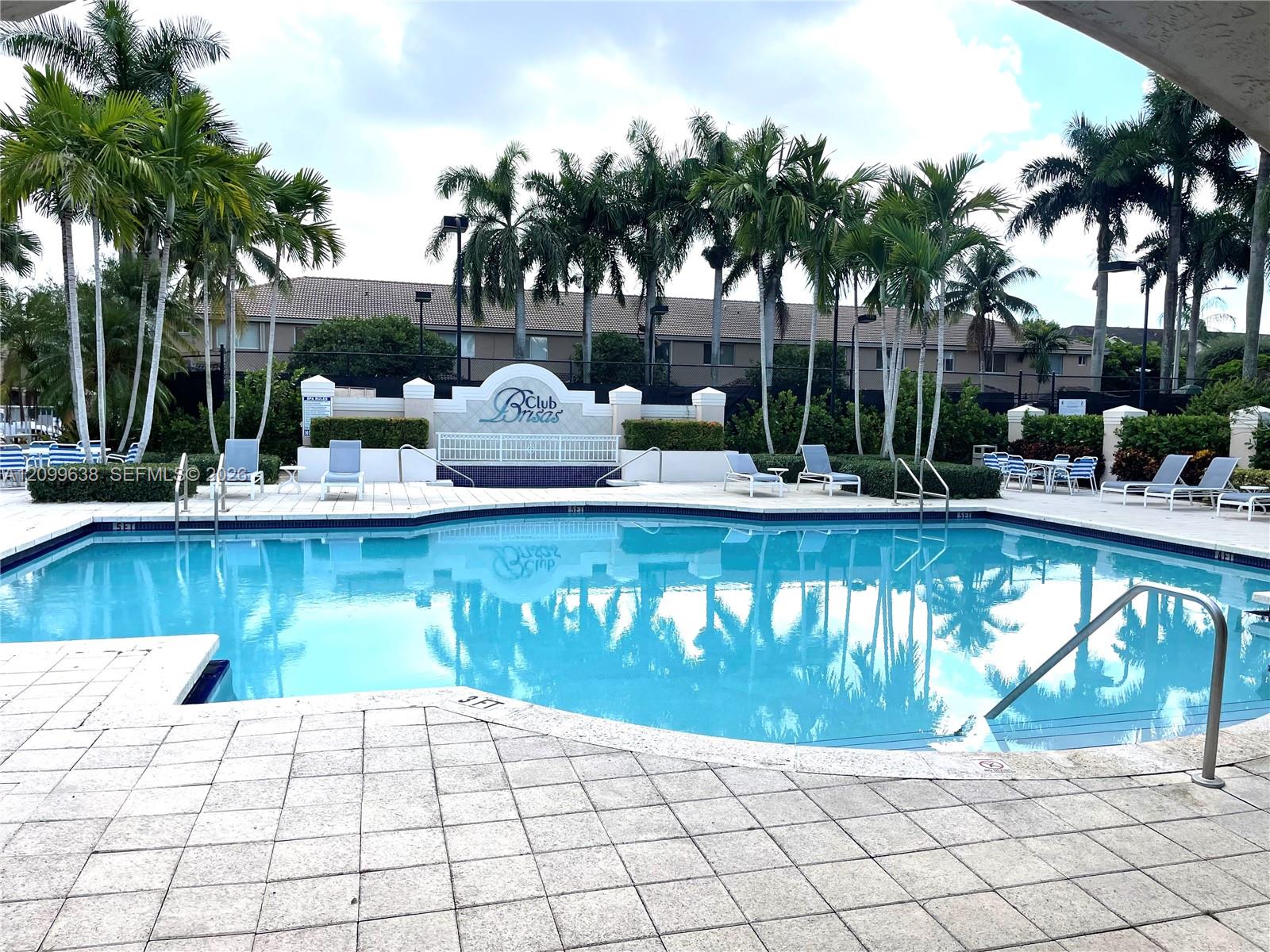 5640 NW 115th Court