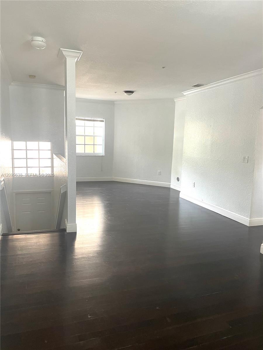5640 NW 115th Court