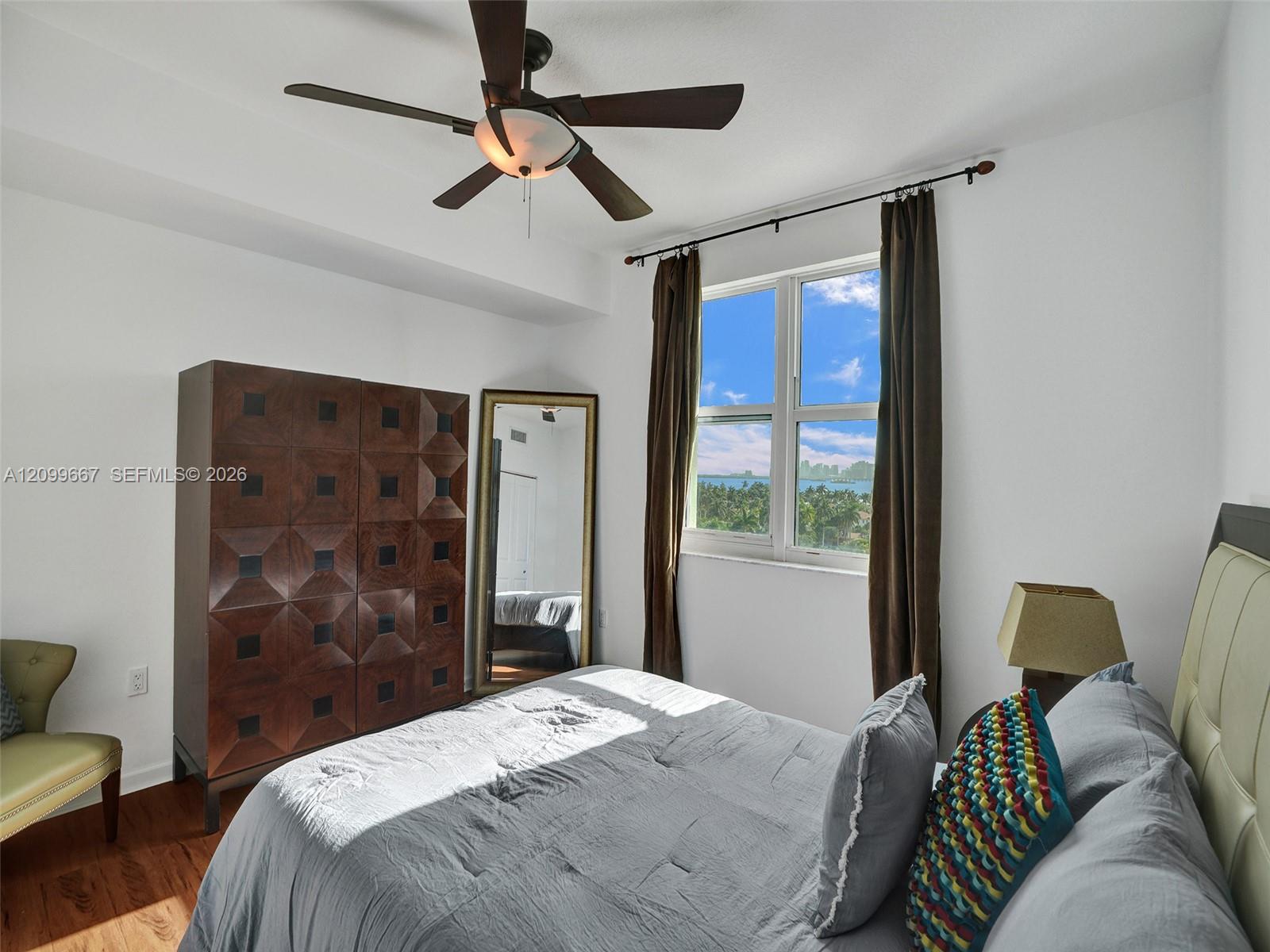 7900 Harbor Island Drive