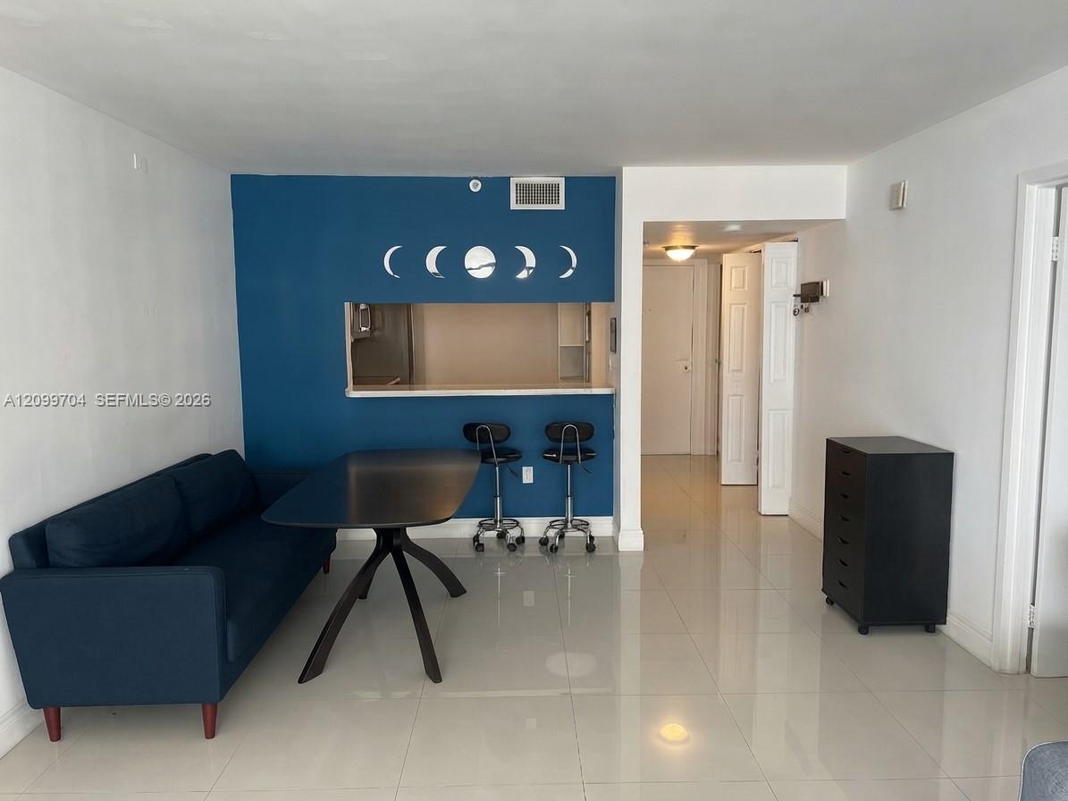 555 NE 15th Street