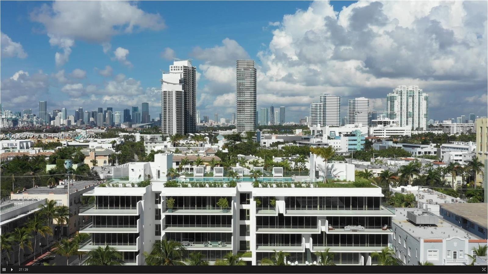 300 Collins Avenue