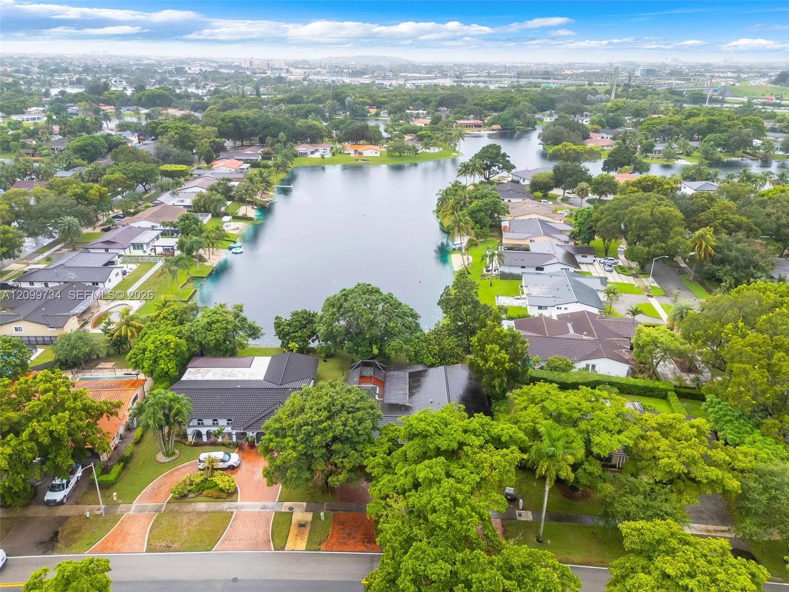 7200 S Miami Lakeway