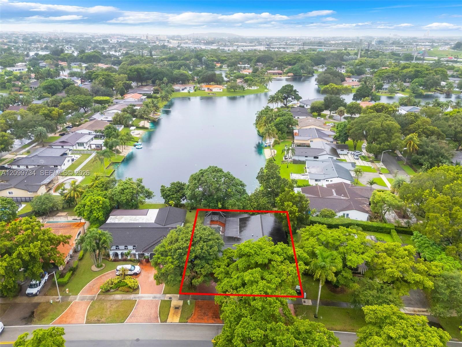 7200 S Miami Lakeway