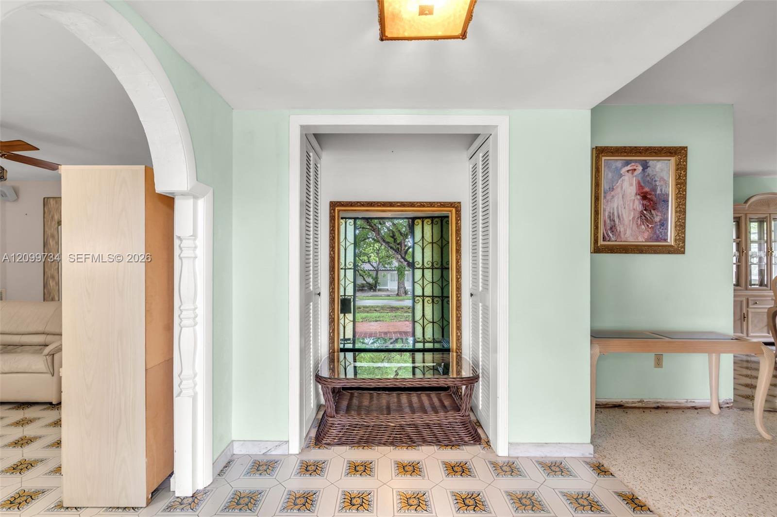 7200 S Miami Lakeway