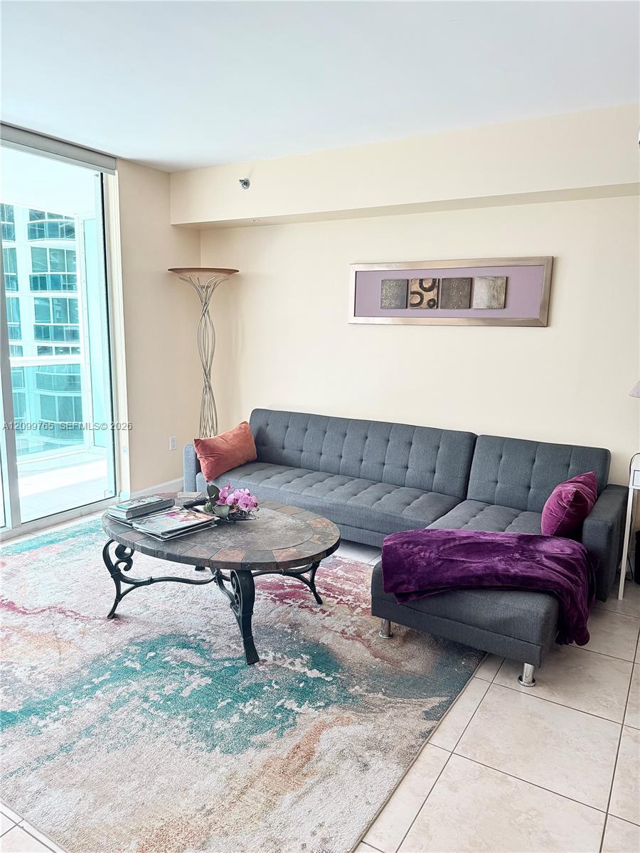 1830 S Ocean Drive gallery image #11
