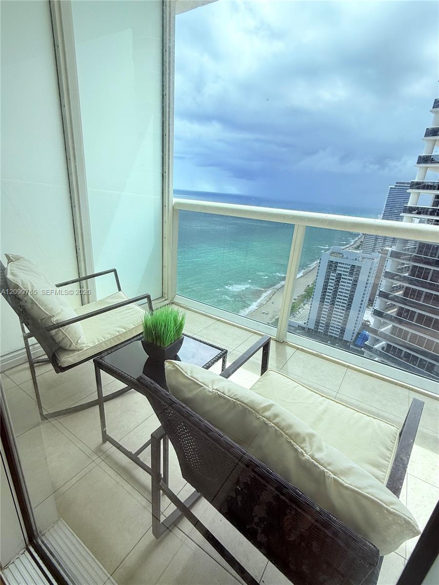 1830 S Ocean Drive gallery image #14