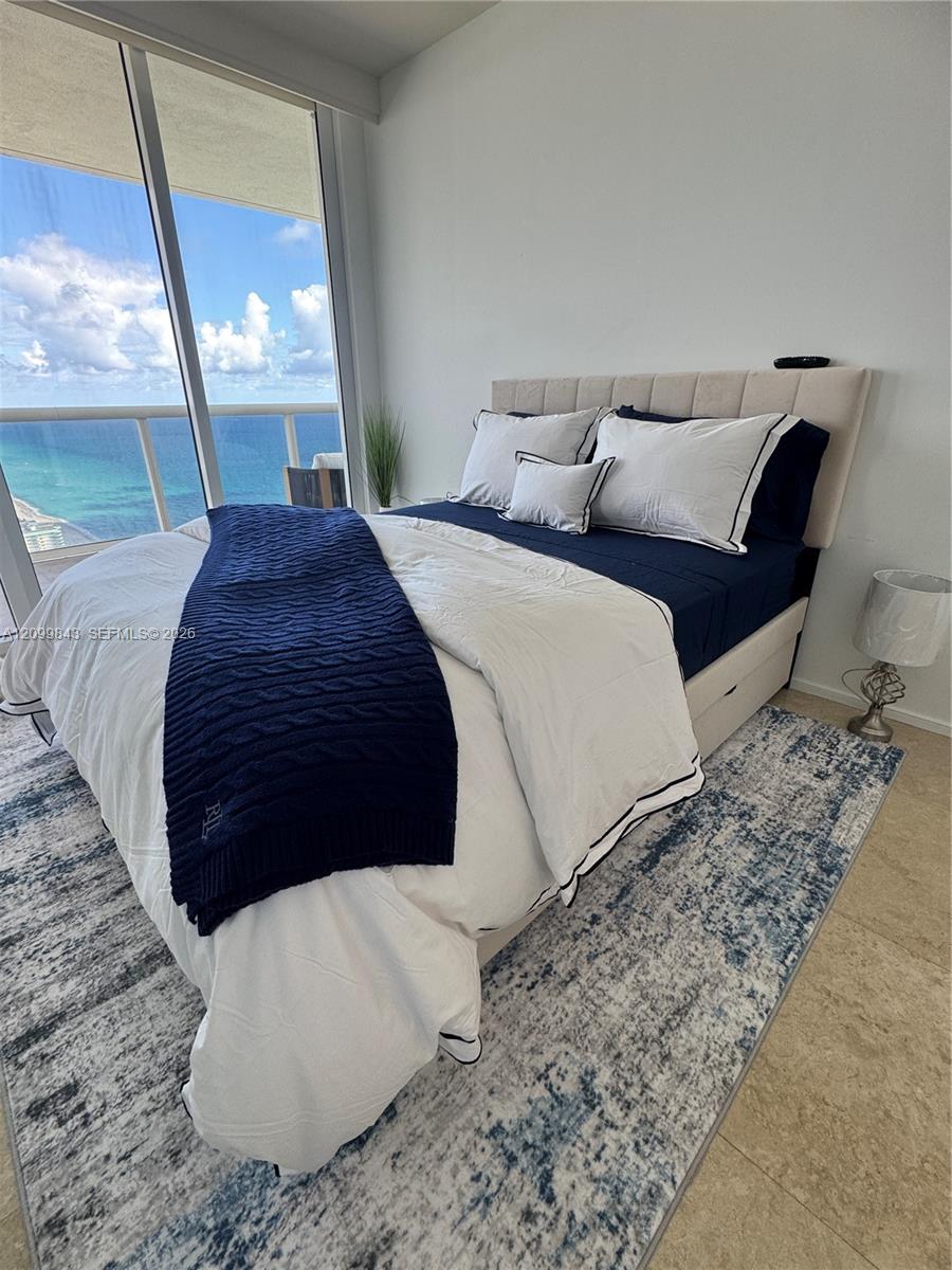 1830 S Ocean Drive gallery image #11