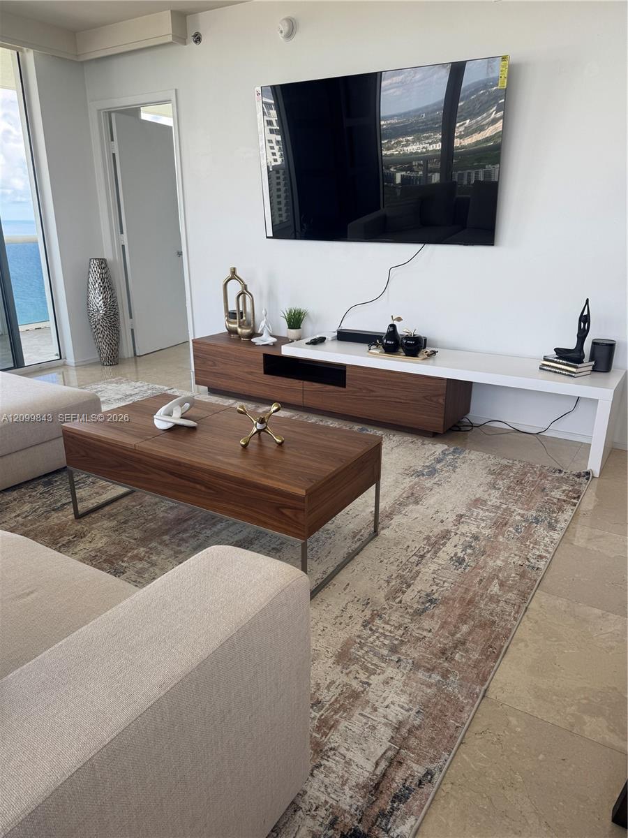 1830 S Ocean Drive gallery image #15