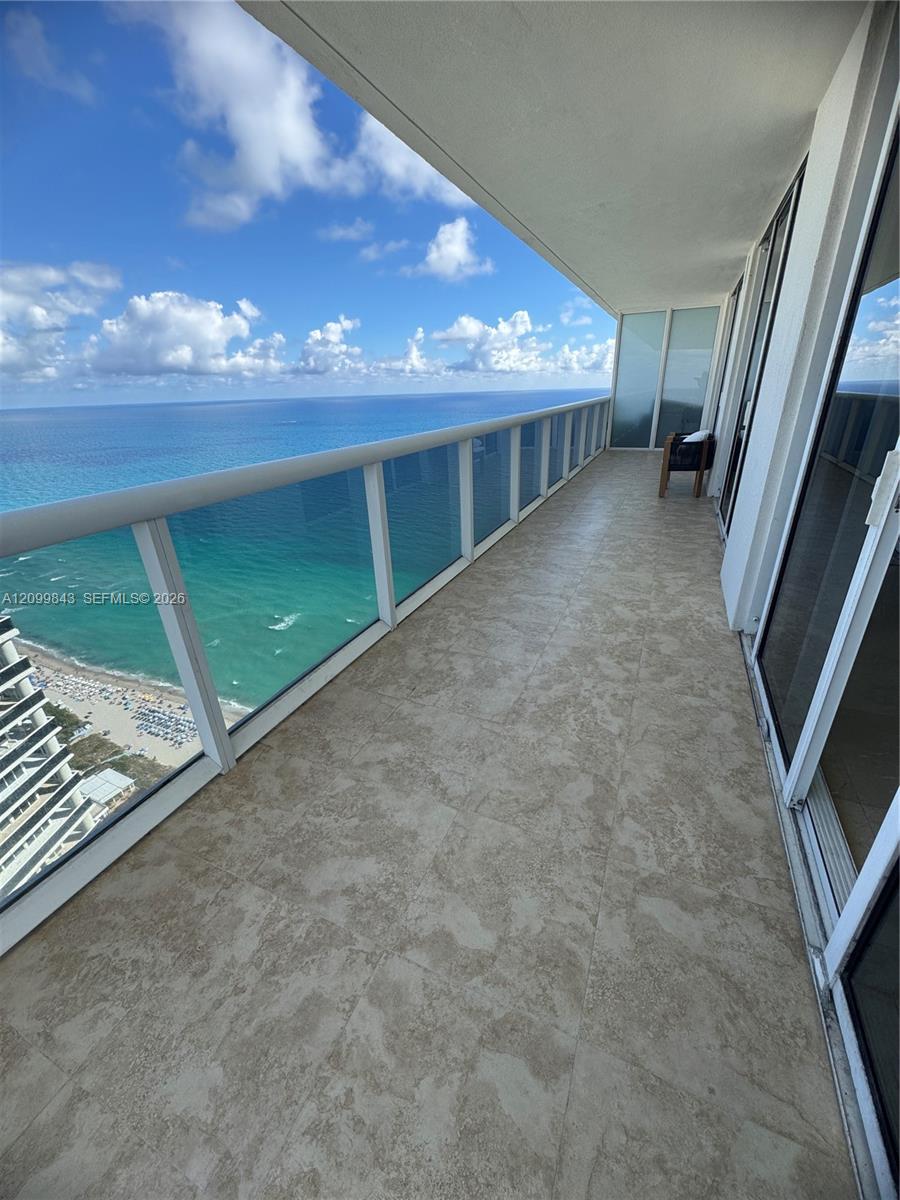 1830 S Ocean Drive gallery image #23