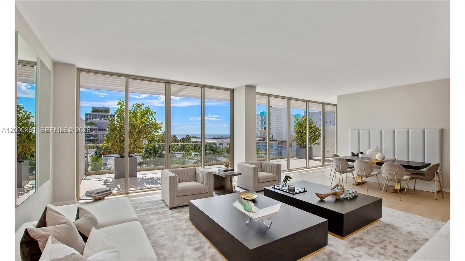 300 Collins Avenue