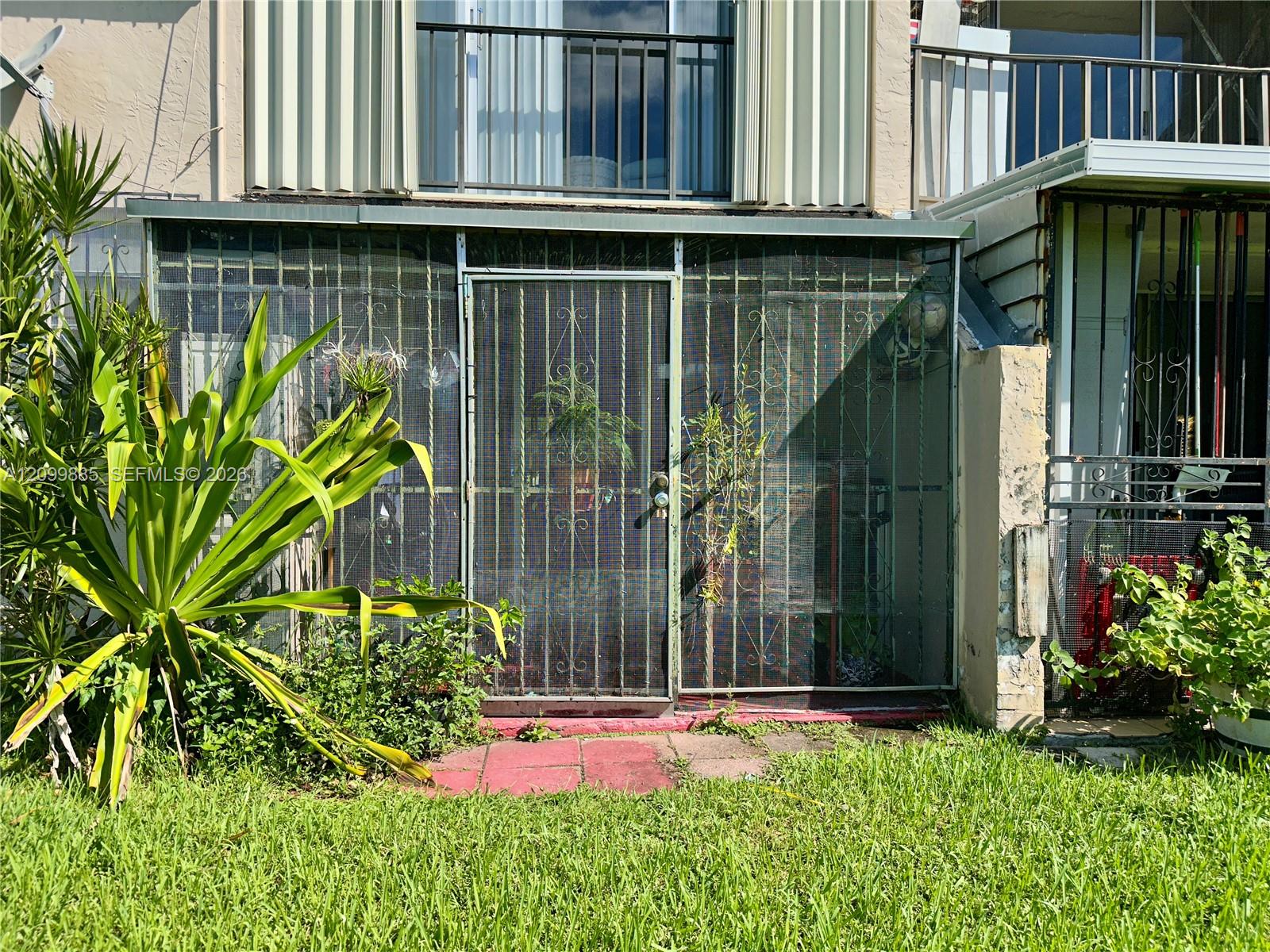 820 NW 87th Avenue