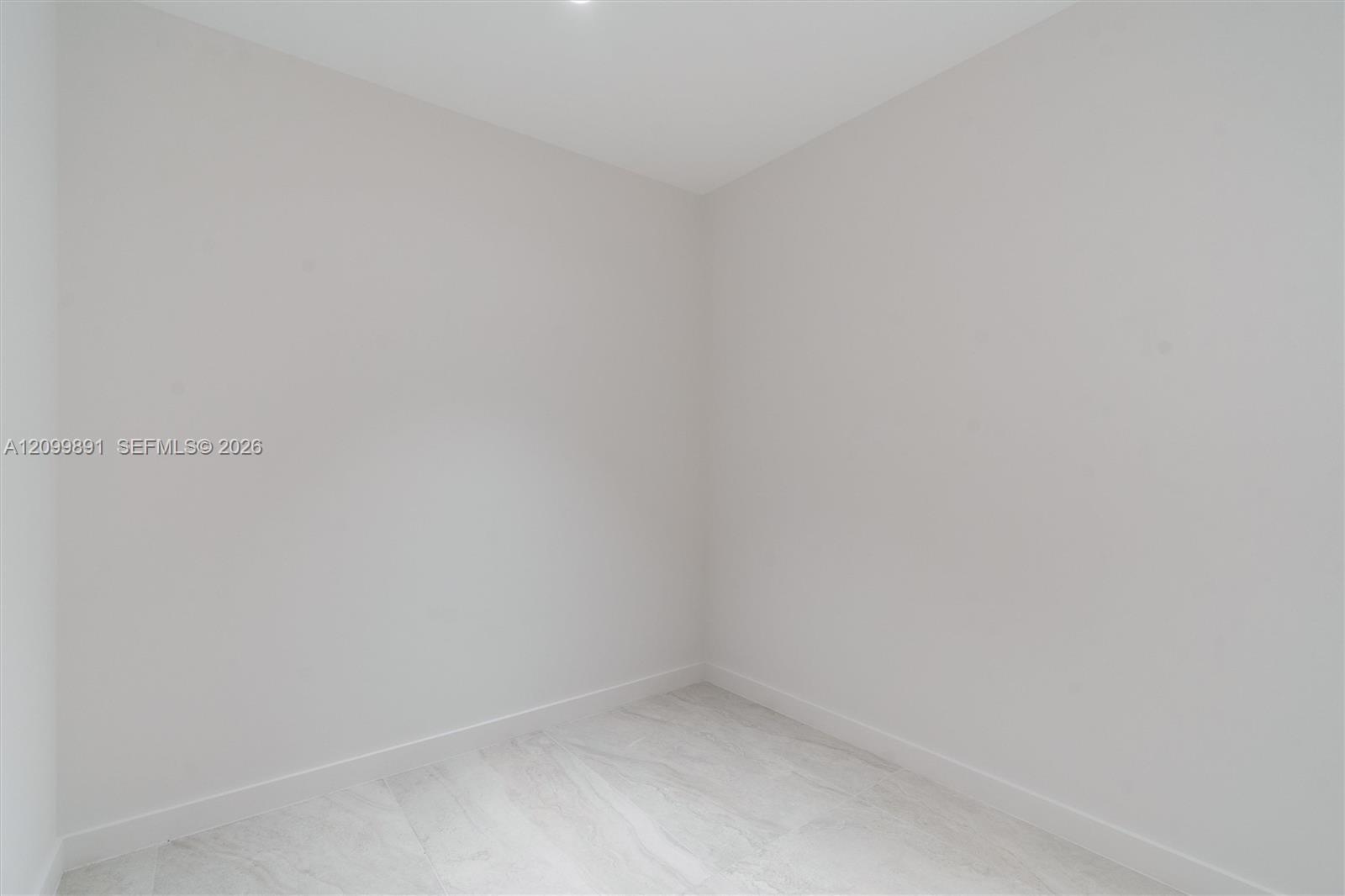 3512 Diane Drive gallery image #19