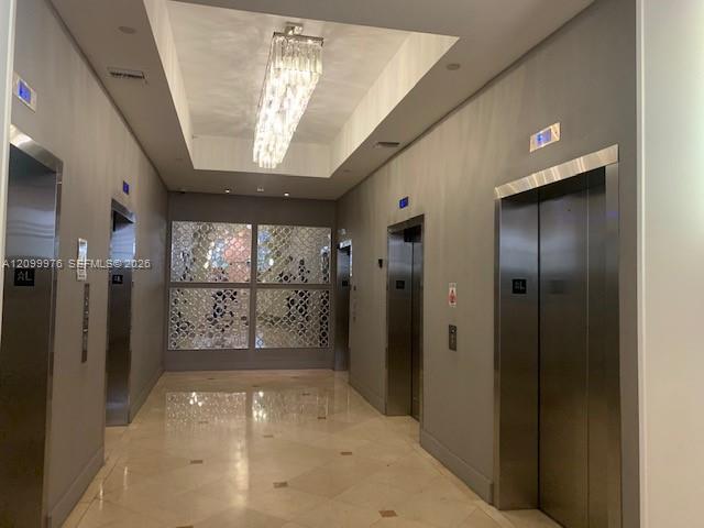 100 Lincoln Road