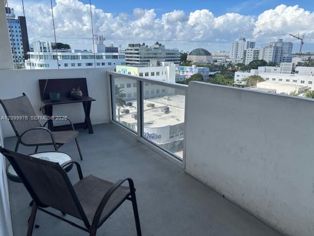 100 Lincoln Road