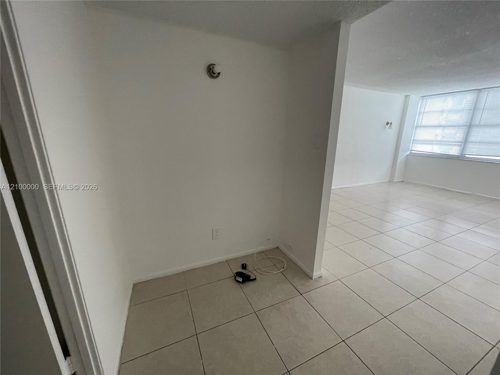 18061 Biscayne Boulevard