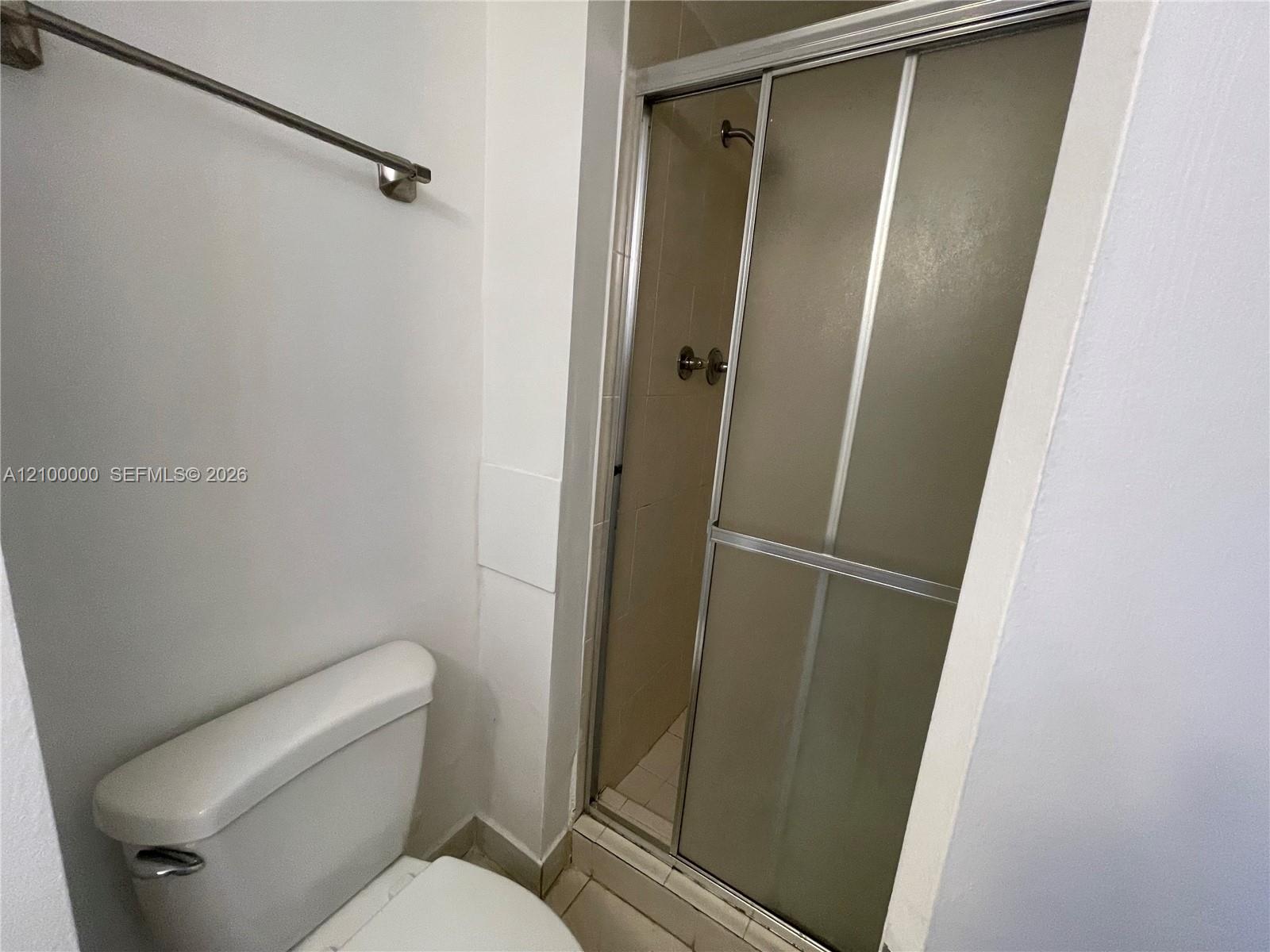 18061 Biscayne Boulevard