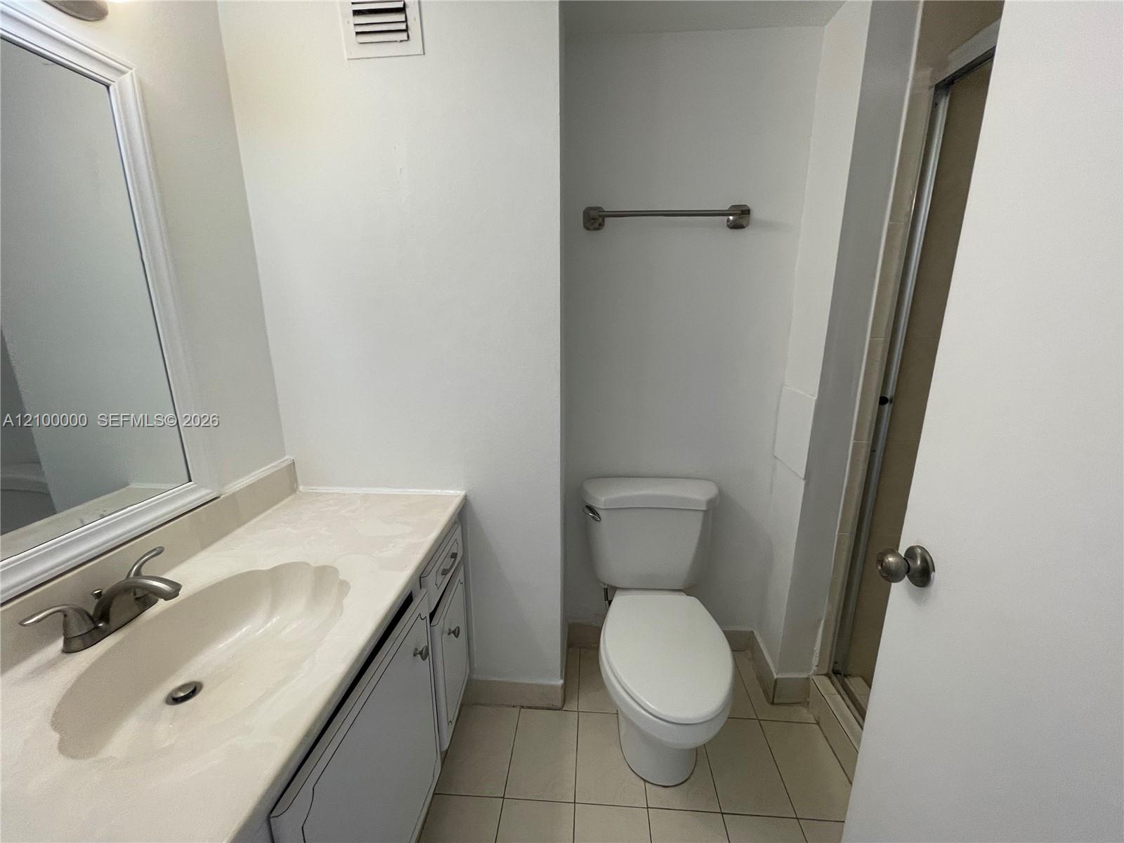 18061 Biscayne Boulevard