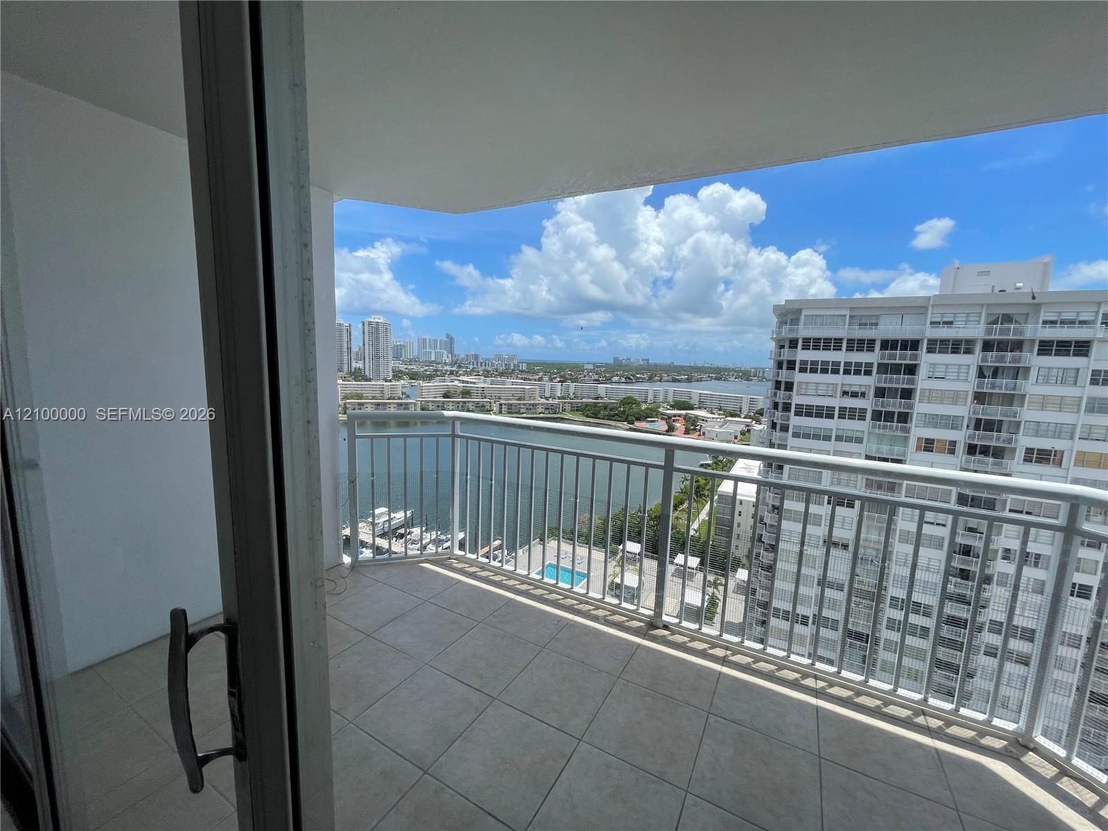 18061 Biscayne Boulevard