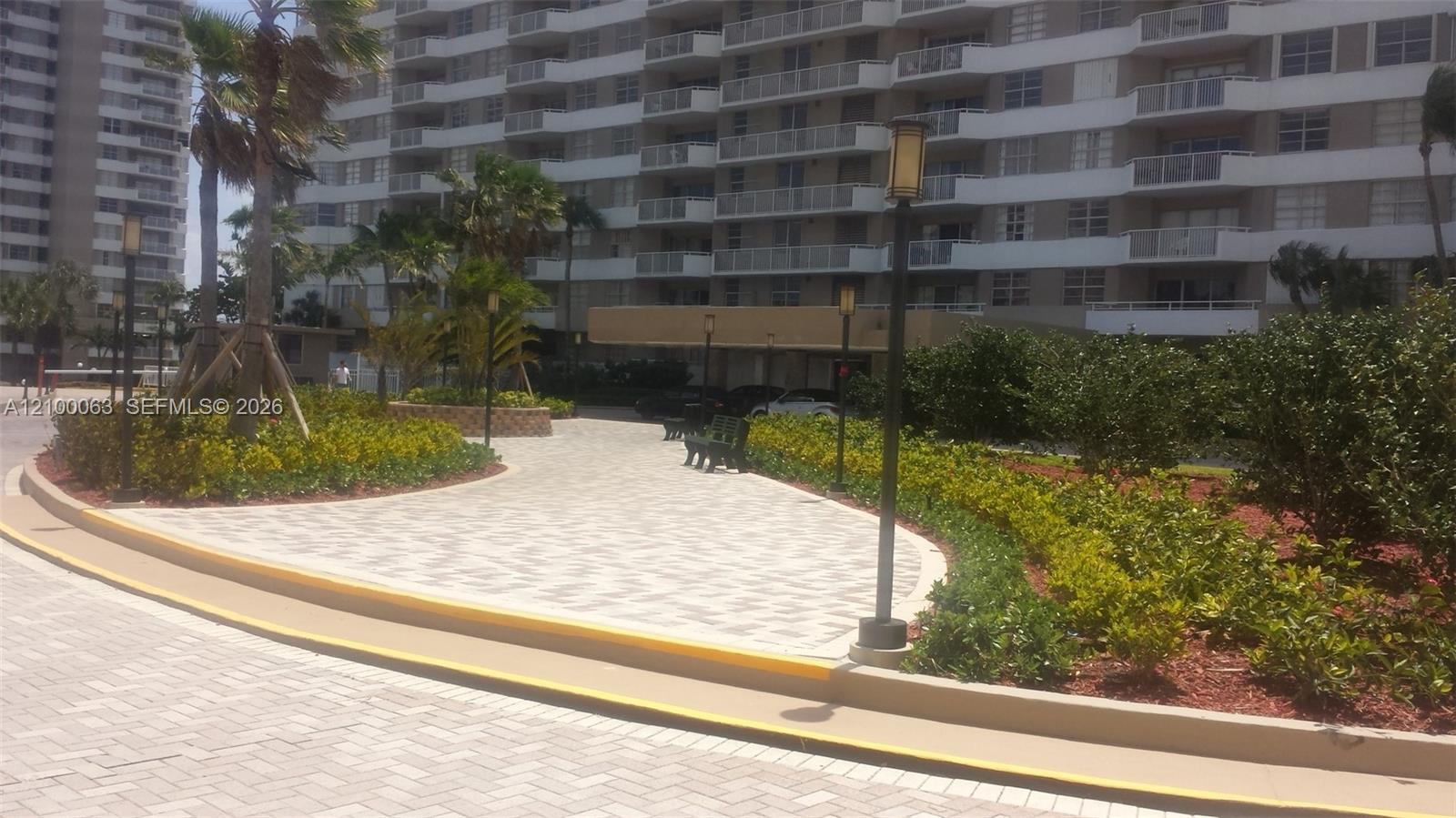 1985 S Ocean Drive gallery image #15