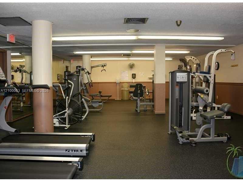 1985 S Ocean Drive gallery image #23