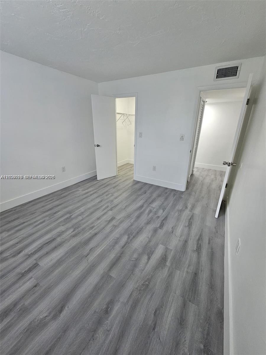 9440 Fontainebleau Boulevard