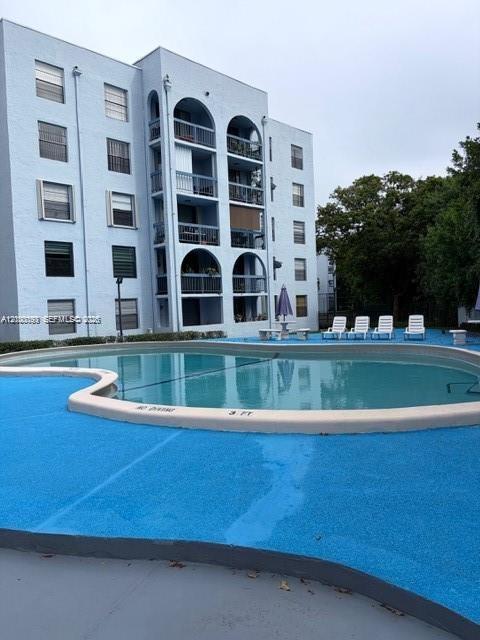 9440 Fontainebleau Boulevard