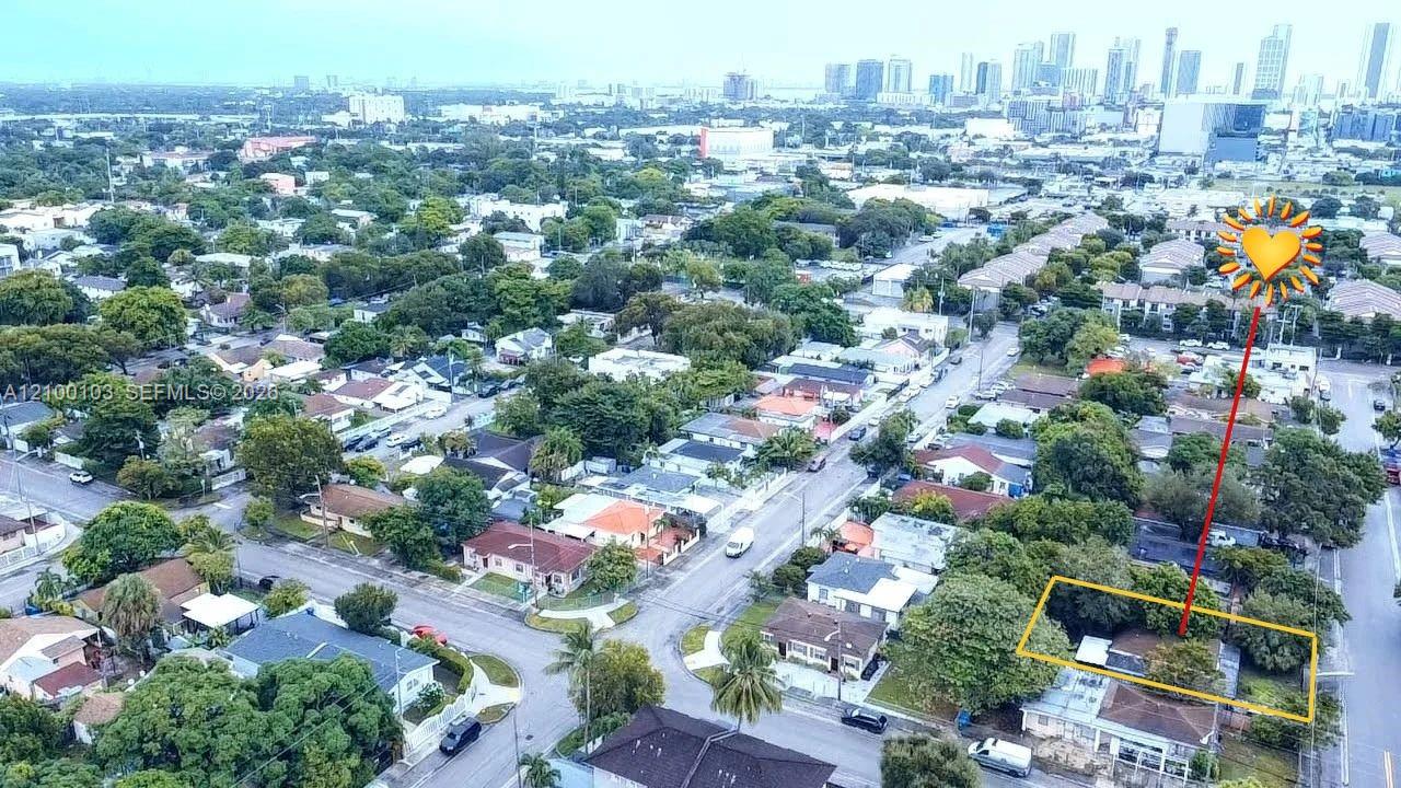 1085 NW 25th Street