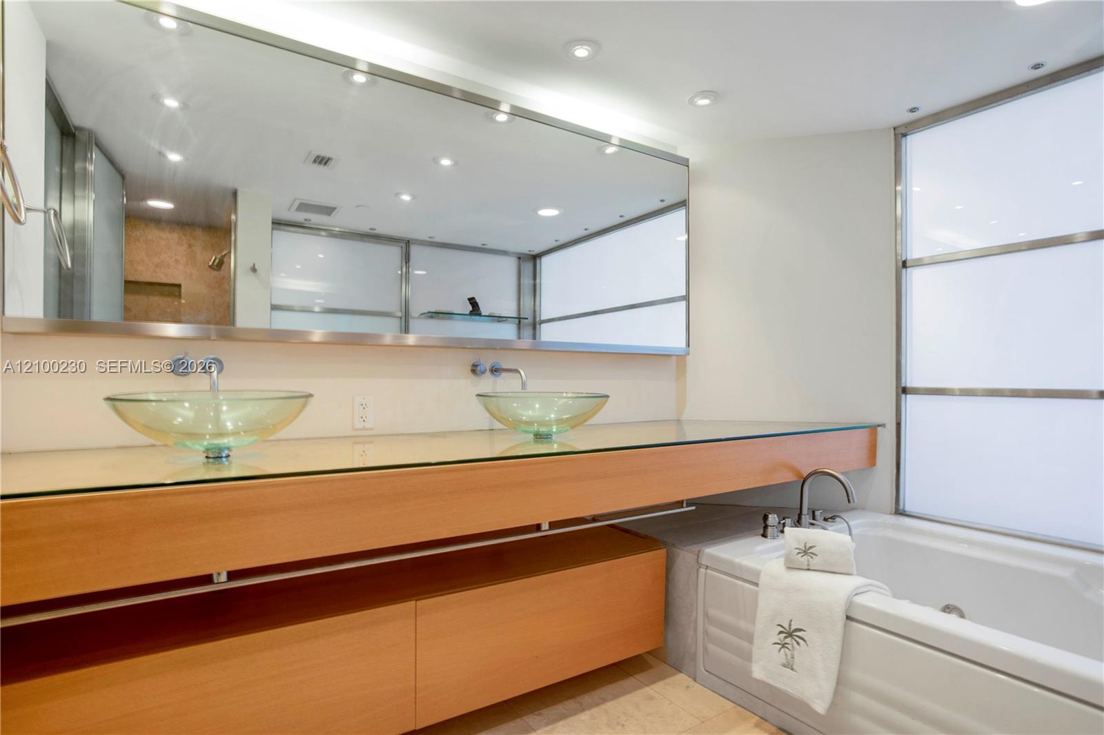 4779 Collins Avenue